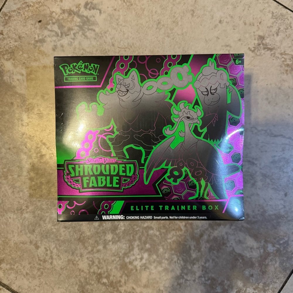 Pokemon - Shrouded Fable - ETB Elite Trainer Box - New Sealed